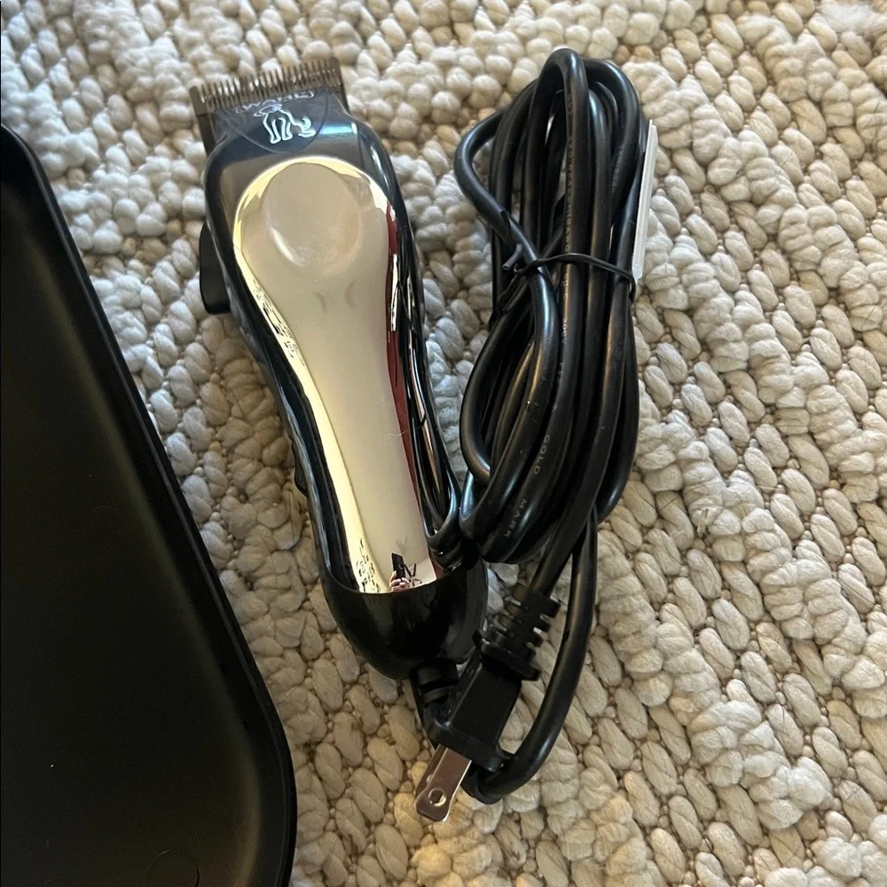 Wahl Silver and Black Hair Clipper Kit